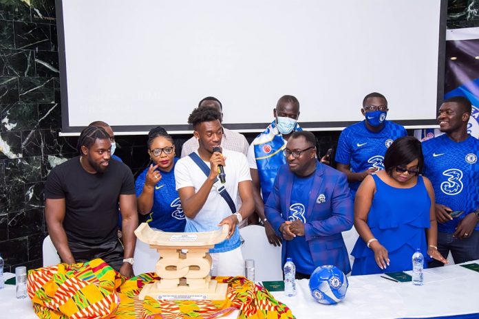 The official Chelsea Supporters Club of Ghana have honored club star Callum Hudson-Odoi in Accra, where the player is visiting for holidays