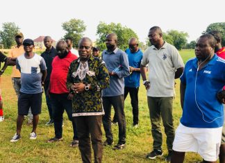 Ghana Premier League: Elder Brother of Karela United bankroller visit players at training ground The Elder Brother of Former Minority Leader and Principal of Tamale College of Education, Dr Iddrisu Sulemana on Wednesday paid a visit to Karela United, ahead of their weekend Betpawa Premier League encounter with Real Tamale United.